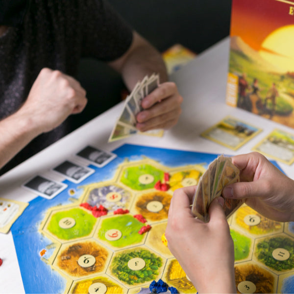 🏝️ Catan – El Juego de Mesa de Estrategia Perfecto para Principiantes - cafe2d6